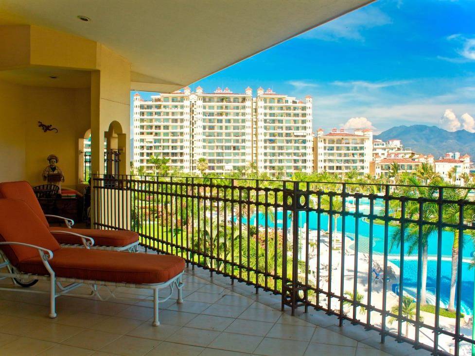 BAY VIEW GRAND PH -A-304